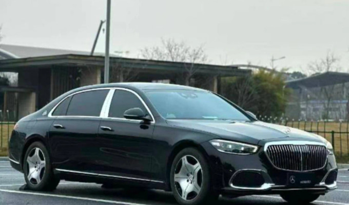 Mercedes-Benz S-Класс 2025 года