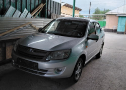 ВАЗ (Lada) Granta 2015 года