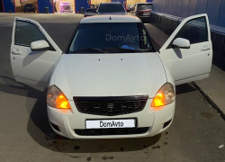 ВАЗ (Lada) Priora 2013 года