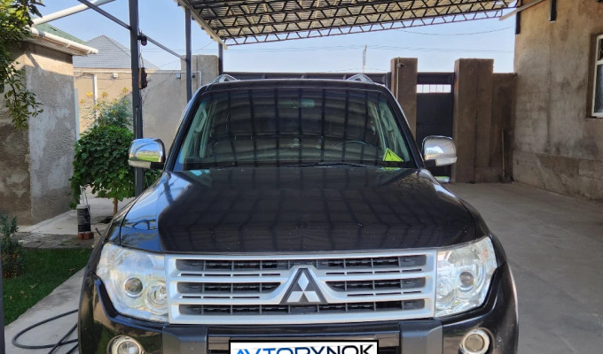 Mitsubishi Pajero 2007 года