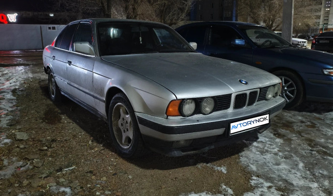 BMW 5 серия 1993 года