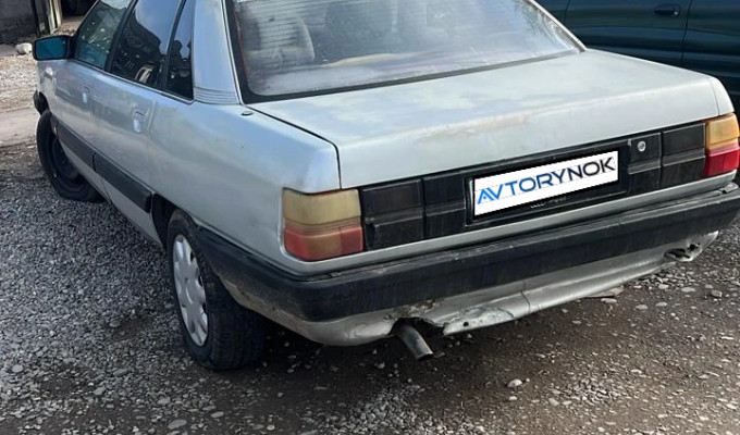 Audi 100 1989 года