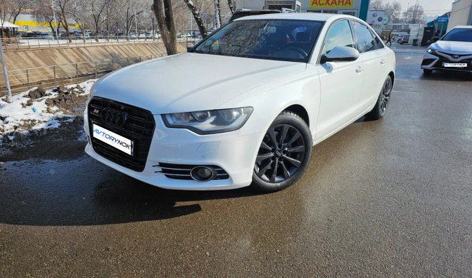 Audi A6 2012 года