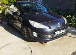 Peugeot 408 2013 года