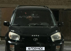 Toyota RAV4 2001 года