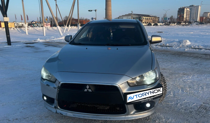 Mitsubishi Lancer 2012 года