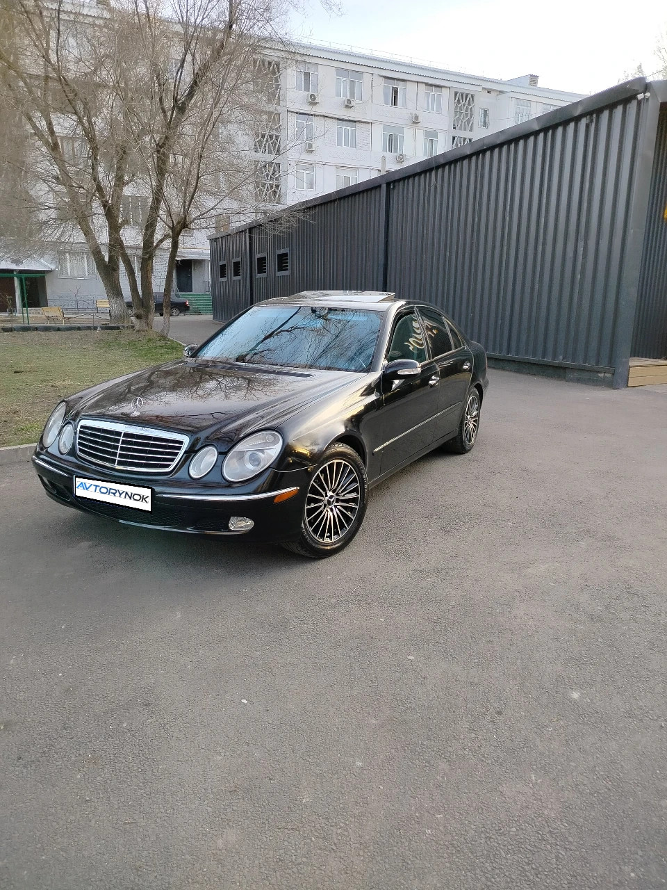 Mercedes-Benz E-Class, 2002
