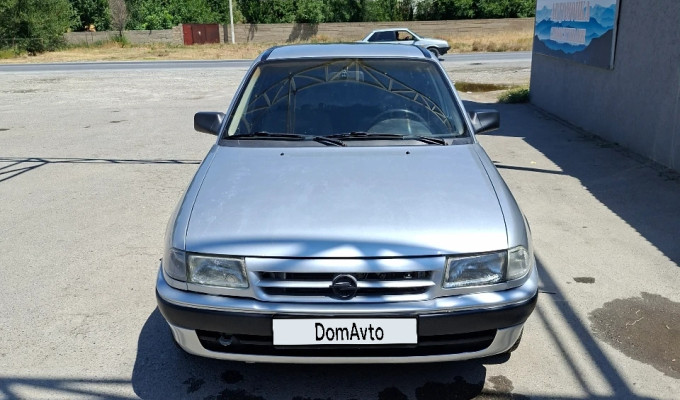 Opel Astra 1993 года