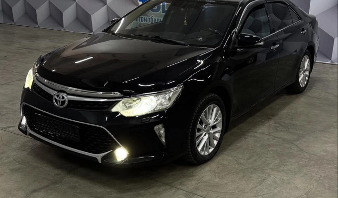 Toyota Camry 2014 года