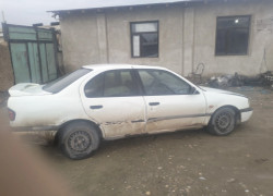 Nissan Primera 1994 года