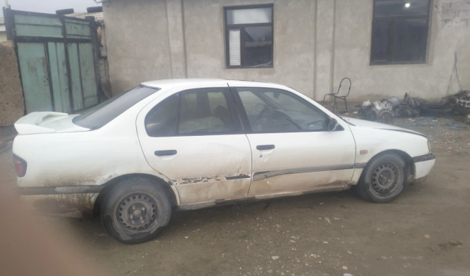 Nissan Primera 1994 года