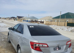 Toyota Camry 2012 года