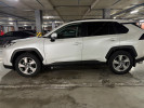 Toyota RAV4 2021 года