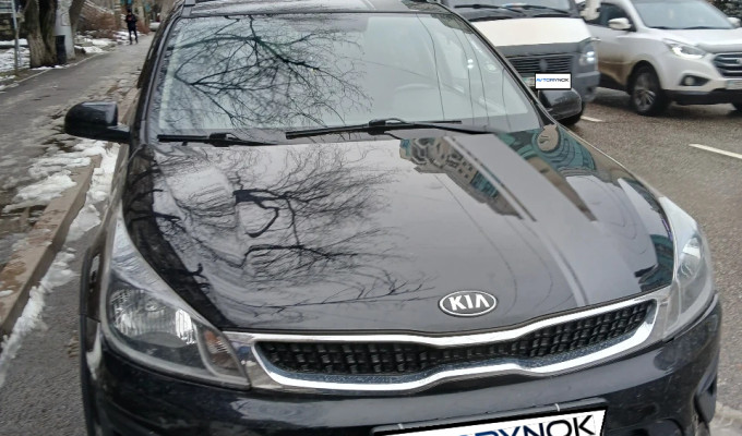 Kia Rio X-Line 2018 года