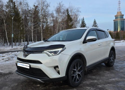 Toyota RAV4 2016 года