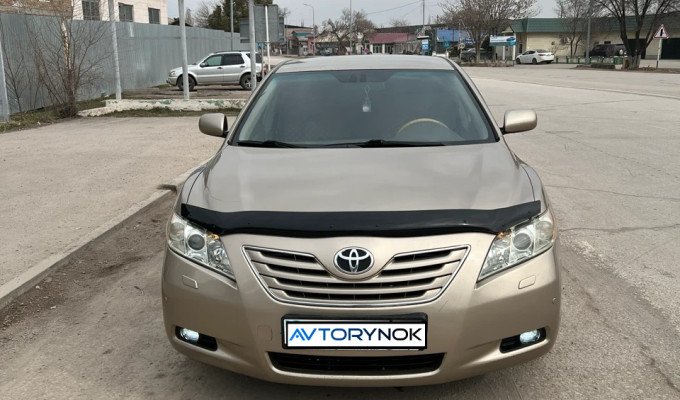 Toyota Camry 2006 года
