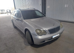 Mercedes-Benz C-Класс 2001 года