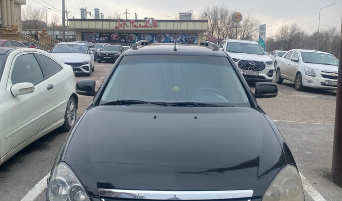 ВАЗ (Lada) Priora 2012 года