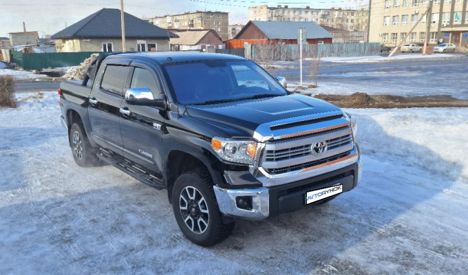Toyota Tundra 2017 года