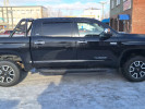 Toyota Tundra 2017 года