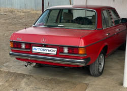 Mercedes-Benz E-Класс 1982 года