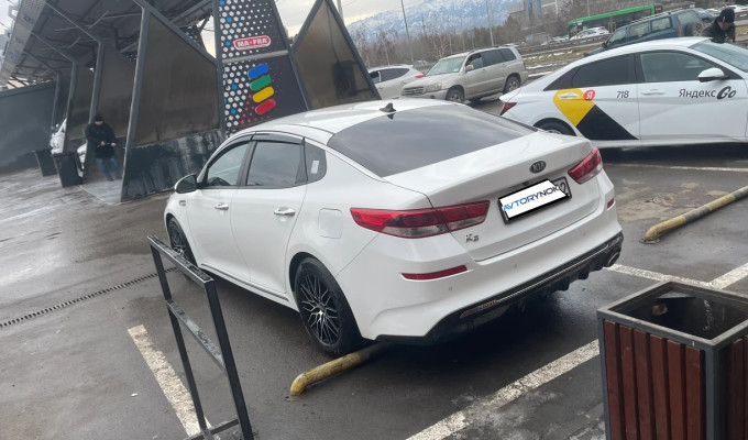 Kia K5 2018 года