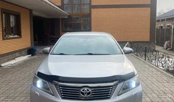 Toyota Camry 2014 года