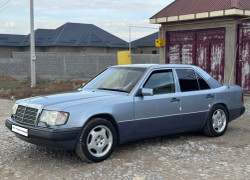 Mercedes-Benz E-Класс 1989 года