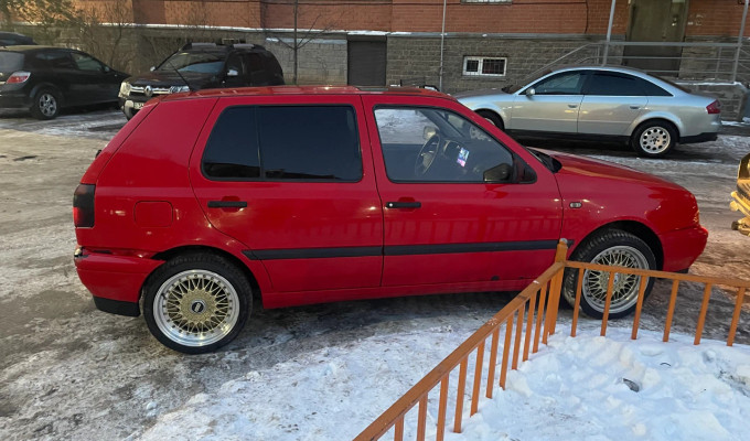 Volkswagen Golf 1996 года