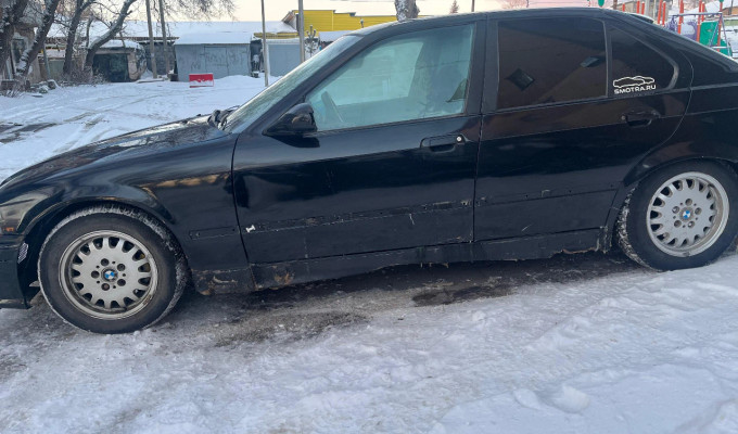 BMW 3 серия 1992 года