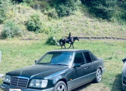Mercedes-Benz E-Класс 1993 года