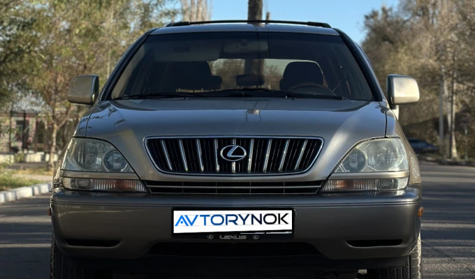 Lexus RX 2001 года