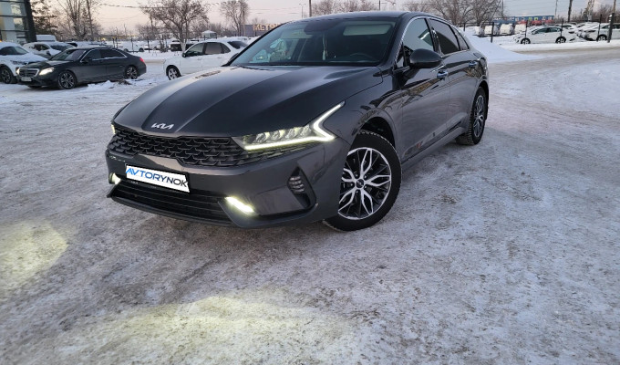 Kia K5 2023 года