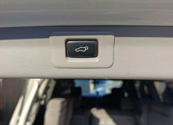 Toyota Alphard 2006 года