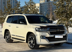 Toyota Land Cruiser 2021 года