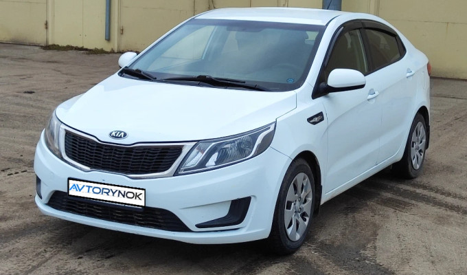 Kia Rio 2015 года