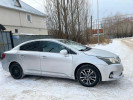 Toyota Avensis 2012 года