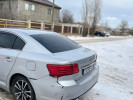 Toyota Avensis 2012 года