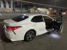 Toyota Camry 2018 года