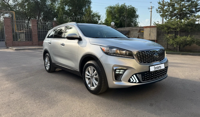 Kia Sorento 2018 года