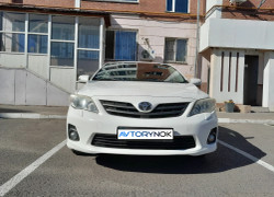 Toyota Corolla 2011 года