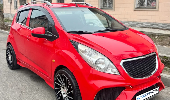 Chevrolet Spark 2010 года