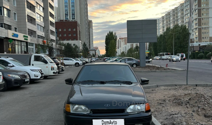 ВАЗ (Lada) 2114 2013 года