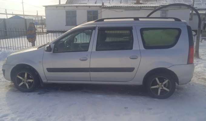 ВАЗ (Lada) Largus 2017 года