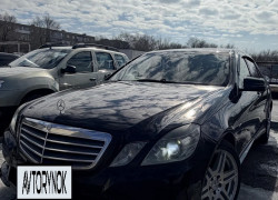Mercedes-Benz E-Класс 2010 года