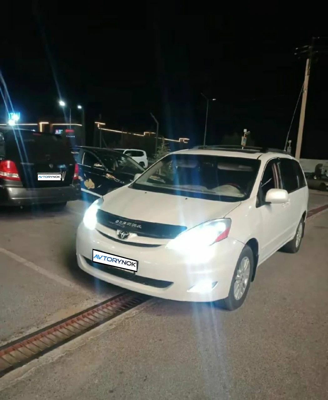 Toyota Sienna, 2007