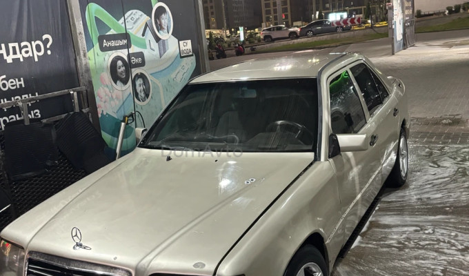 Mercedes-Benz E-Класс 1992 года
