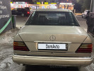 Mercedes-Benz E-Класс 1992 года