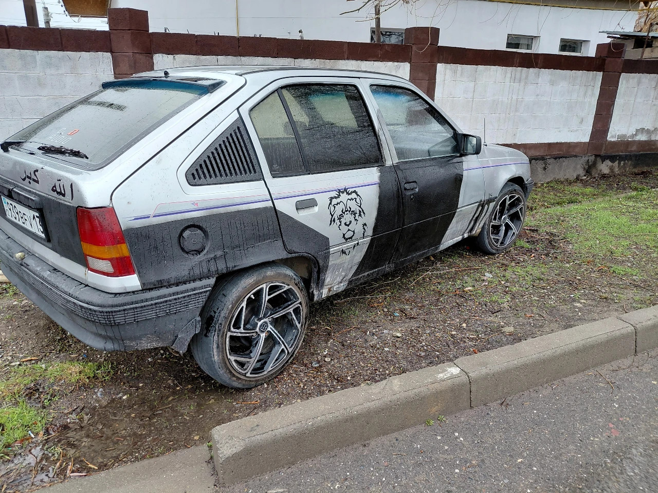 Opel Kadett, 1988