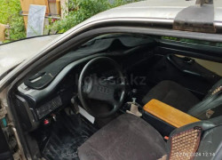 Audi 100 1989 года
